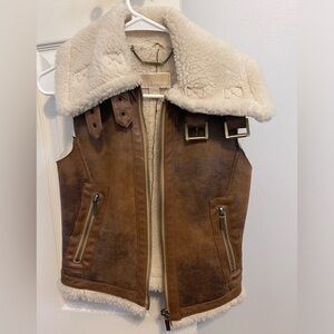 Michael Kors women’s vest! Leathers and sherpa! Never worn! Size XXS